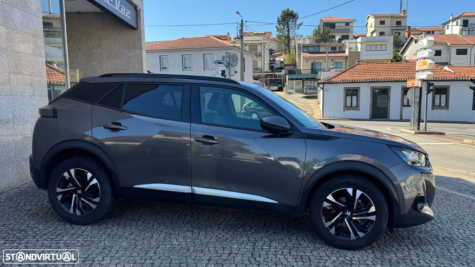 Peugeot 2008 1.2 PureTech Allure Pack - 8