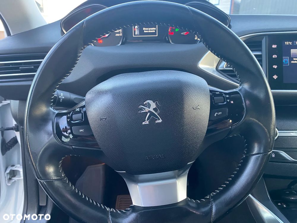 Peugeot 308 BlueHDi FAP 120 EAT6 Stop & Start Allure - 27