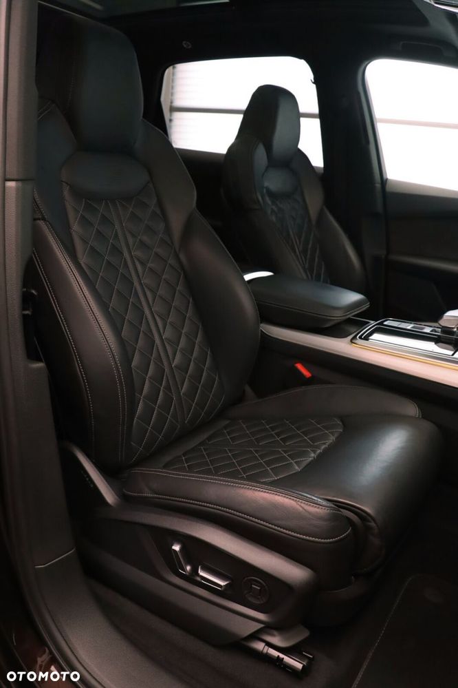 Audi Q7 - 16