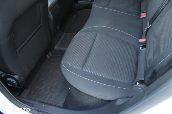 Ford Focus 1.0 EcoBoost Hybrid TITANIUM DESIGN - 31