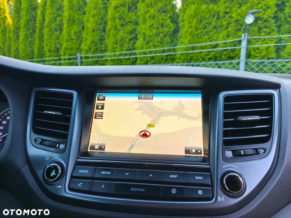 Hyundai Tucson 1.7 CRDI BlueDrive GO 2WD - 24