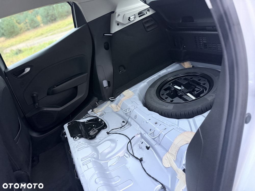 Renault Clio - 8