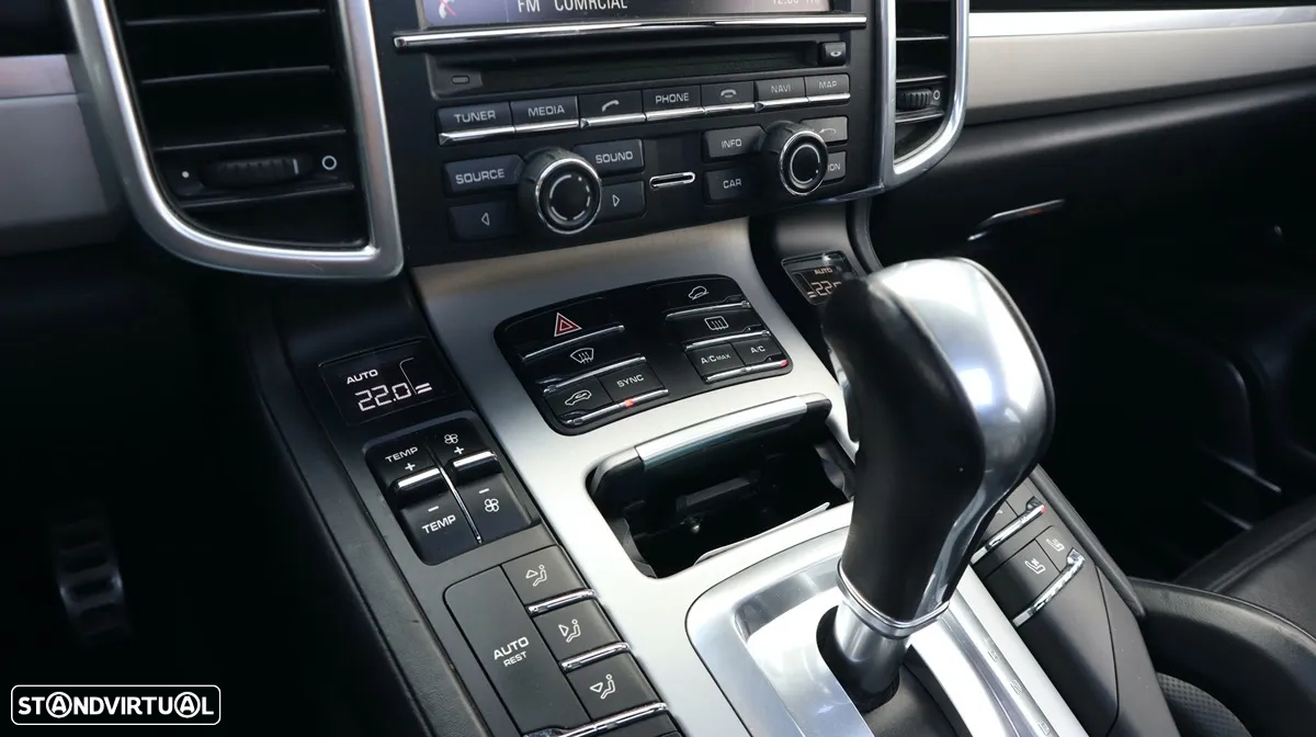 Porsche Cayenne S - 49