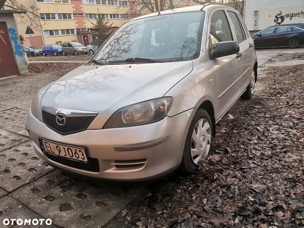 Mazda 2 1.4 Core + - 3