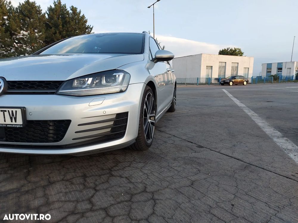 Volkswagen Golf 2.0 TDI DSG GTD - 8