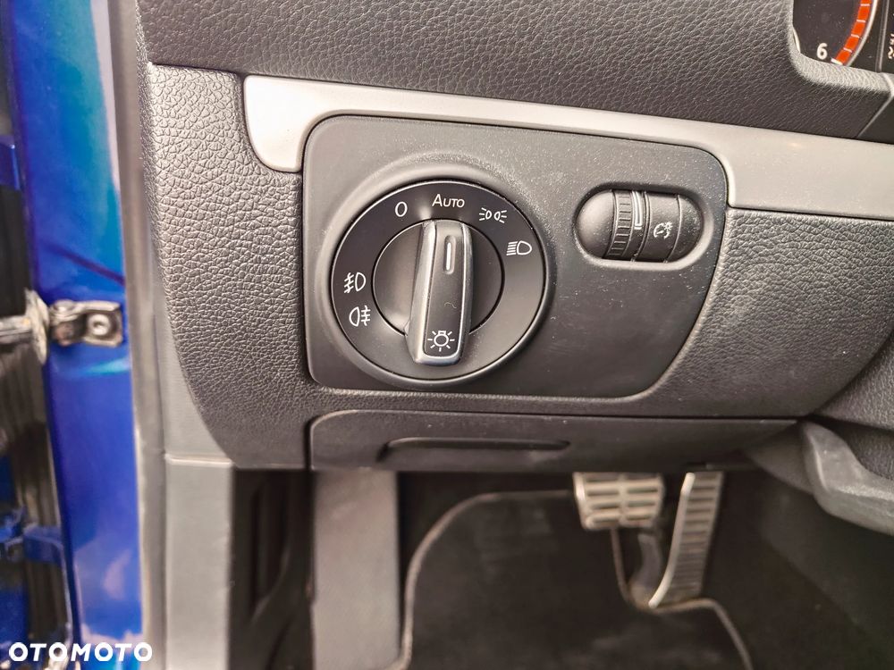 Volkswagen Scirocco 2.0 TDI DSG Edition - 25