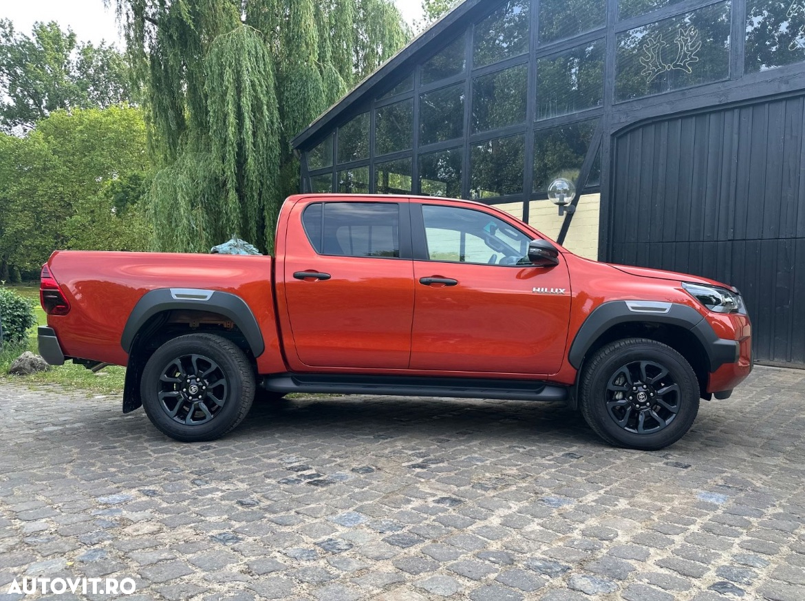 Toyota Hilux 2.8D 204CP 4x4 Double Cab AT Invincible - 13