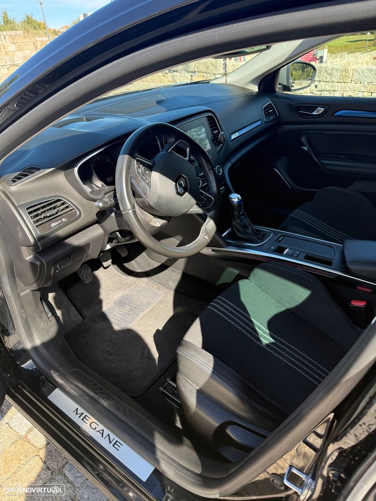 Renault Mégane 1.5 dCi GT Line - 11