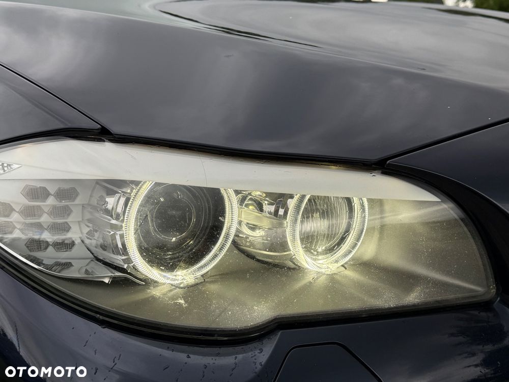 BMW Seria 5 520d Luxury Line - 13