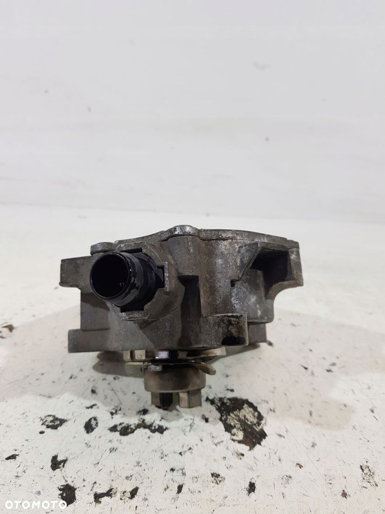 pompa vacum 31316688 volvo s60 ii v60 v70 2.0d - 3