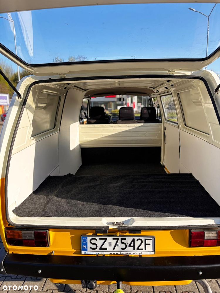 Volkswagen Transporter - 15