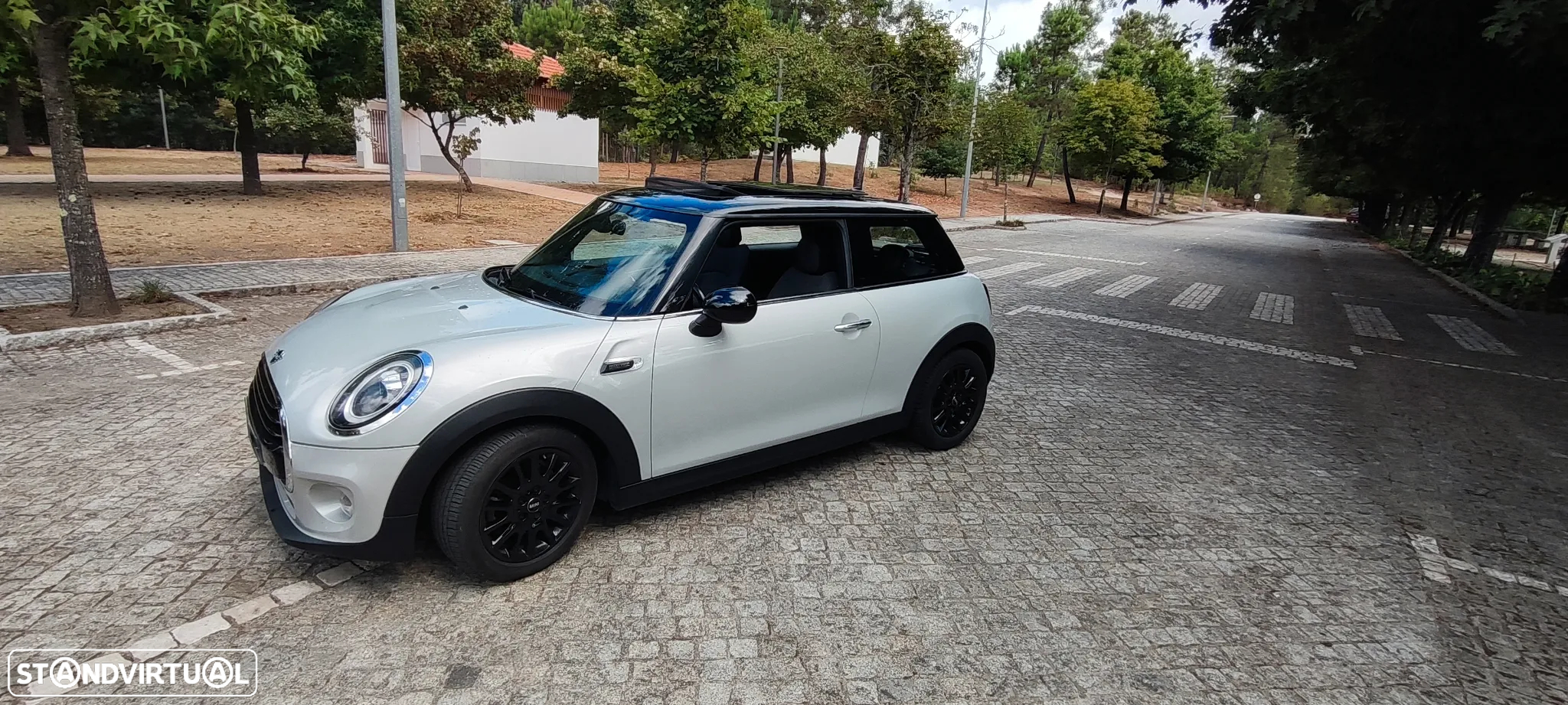 MINI 3 Portas Cooper Aut. JCW - 3