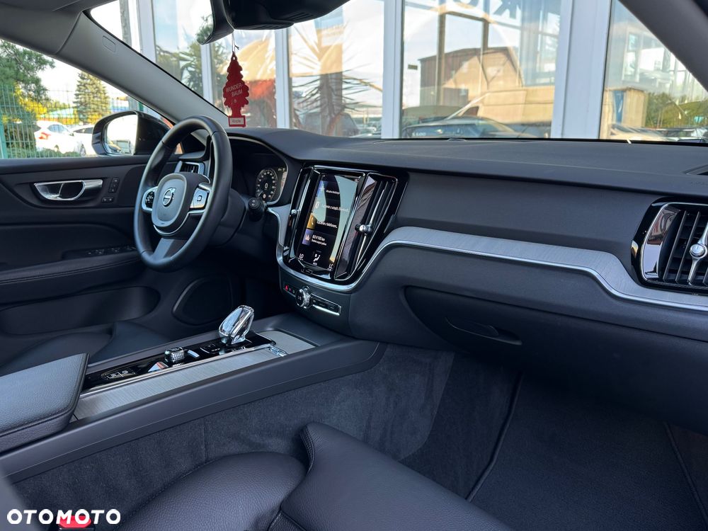 Volvo V60 B4 B Inscription - 14