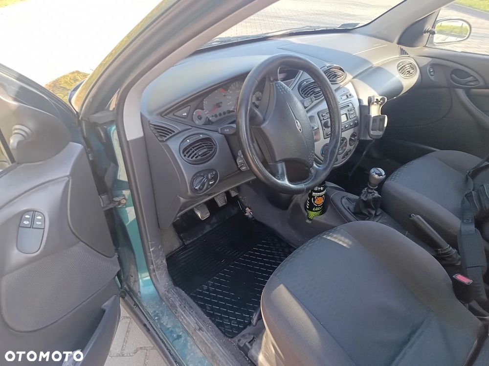 Ford Focus - 4