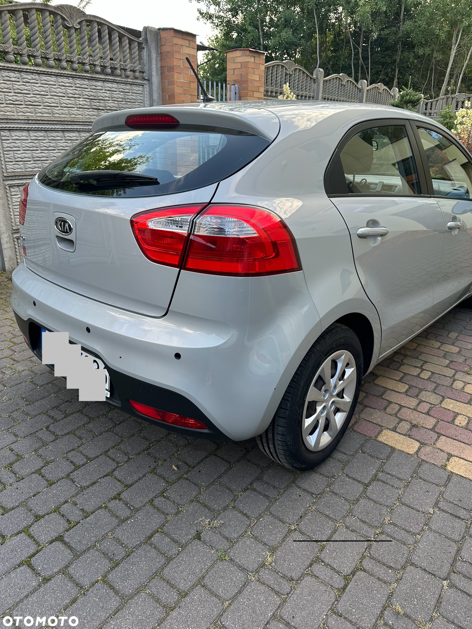 Kia Rio 1.2 L - 21