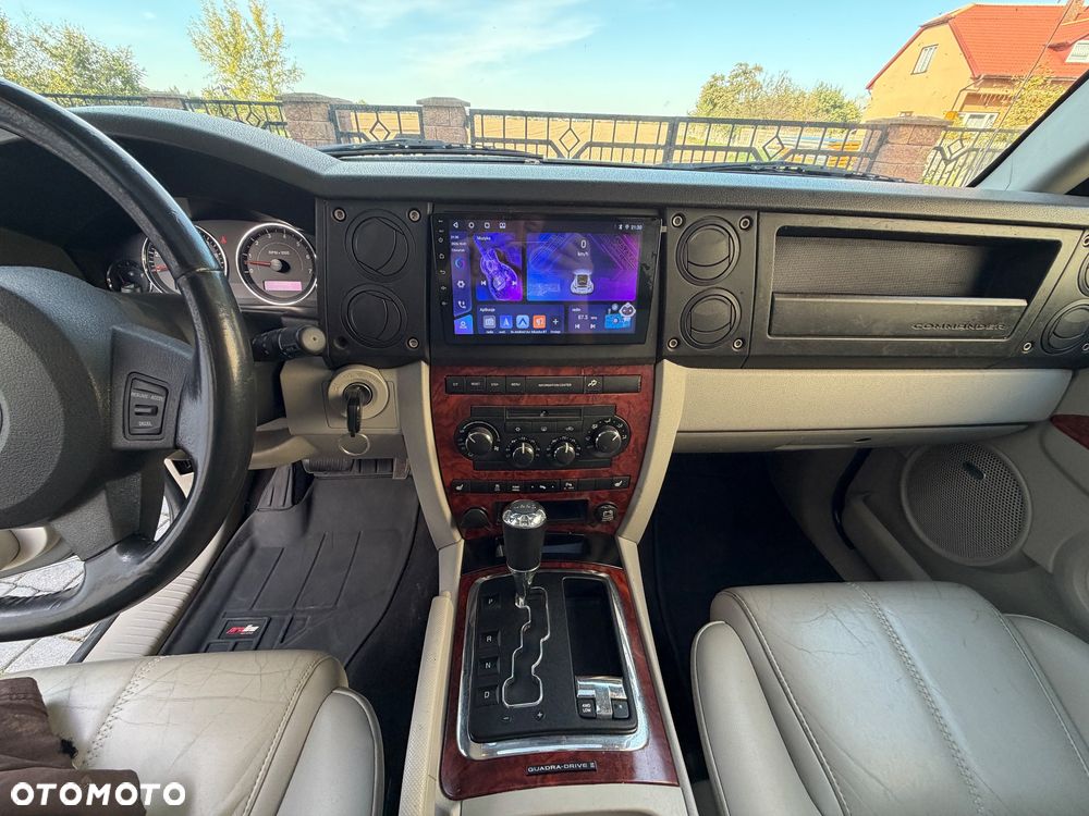 Jeep Commander - 26