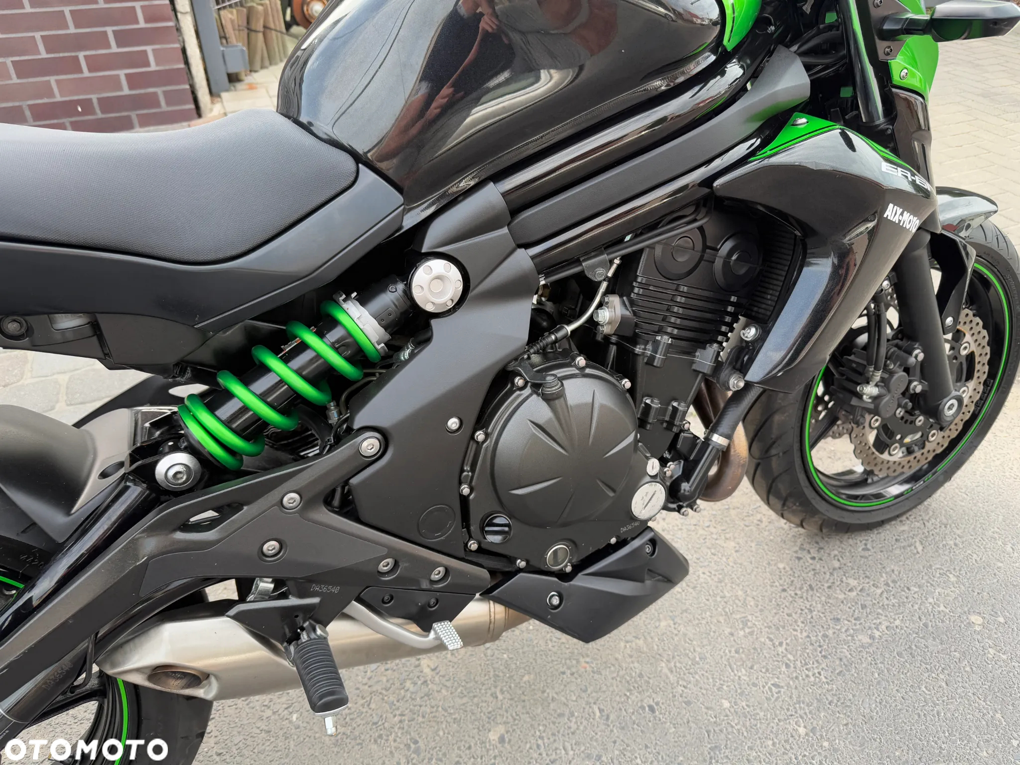 Kawasaki ER - 26