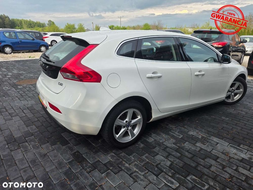 Volvo V40 D2 Drive-E Ocean Race - 11