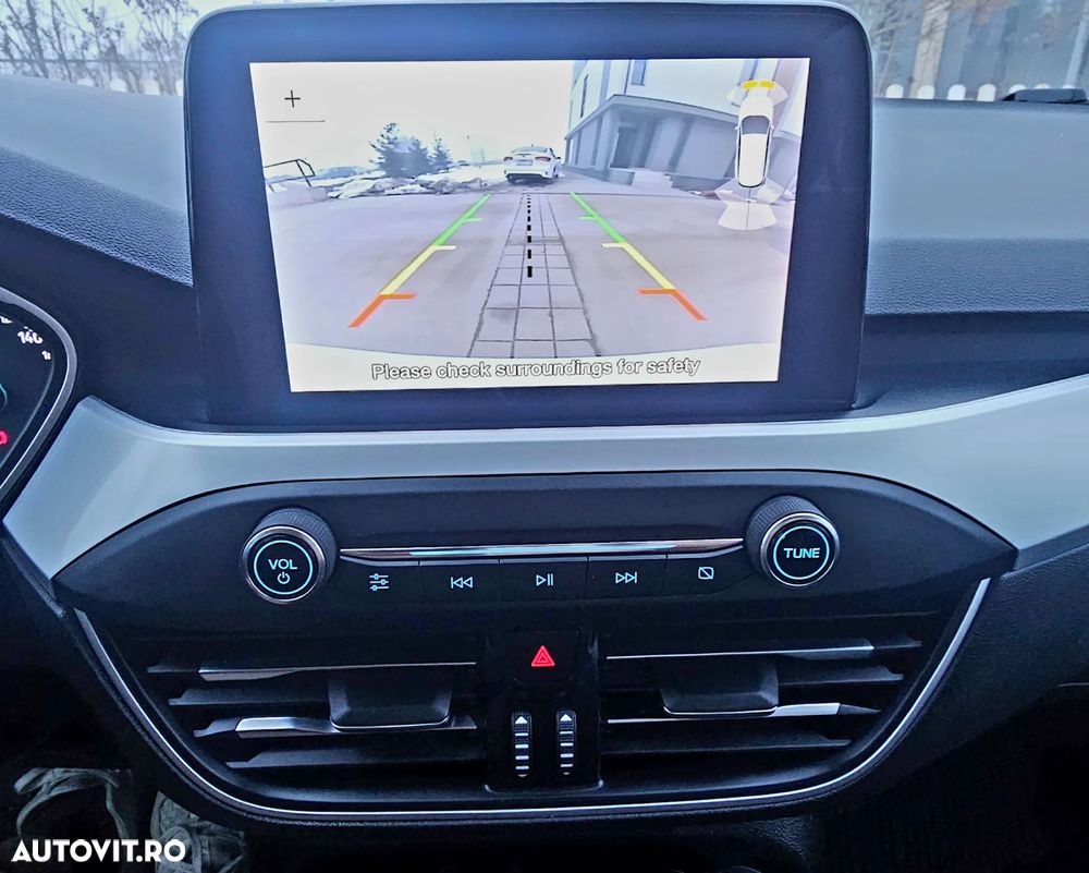 Ford Focus 1.5 EcoBlue Active Business - 28