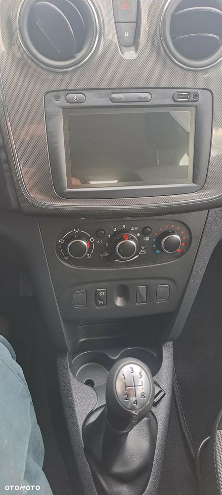 Dacia Sandero 0.9 TCe Laureate - 16