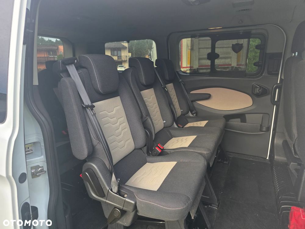 Ford Tourneo Custom 2.0 TDCi L1 Titanium - 11