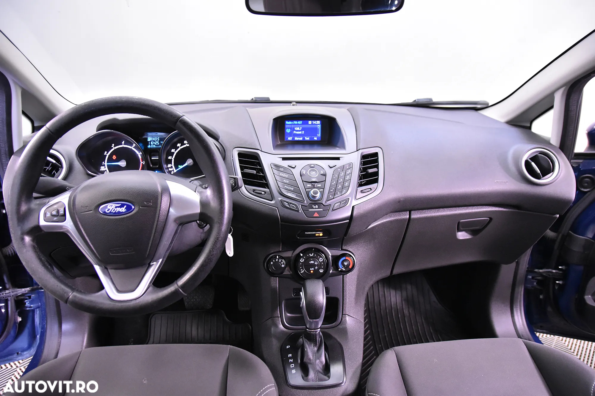 Ford Fiesta - 9
