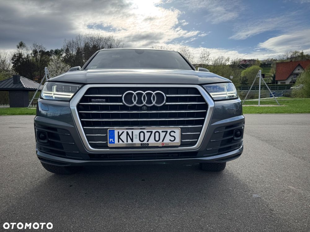 Audi Q7 - 3