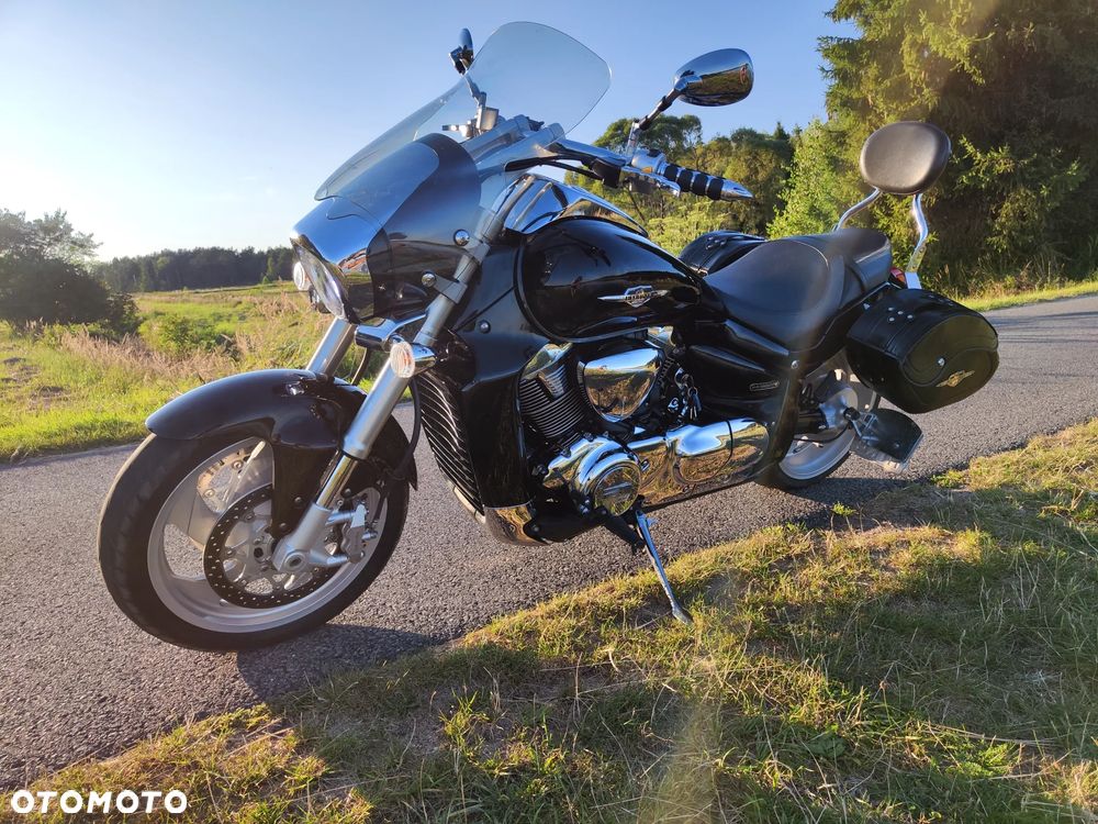 Suzuki Intruder - 6