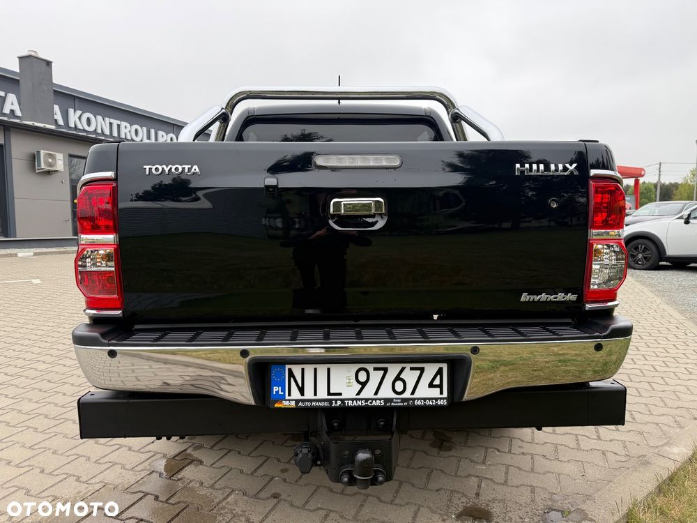 Toyota Hilux - 5