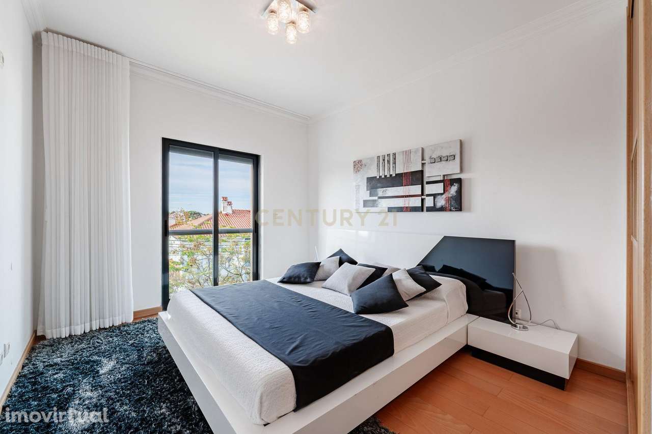 Apartamento T3 Duplex com Acabamentos de Luxo, Quinta da Fábrica, Vale - Grande imagem: 5/14