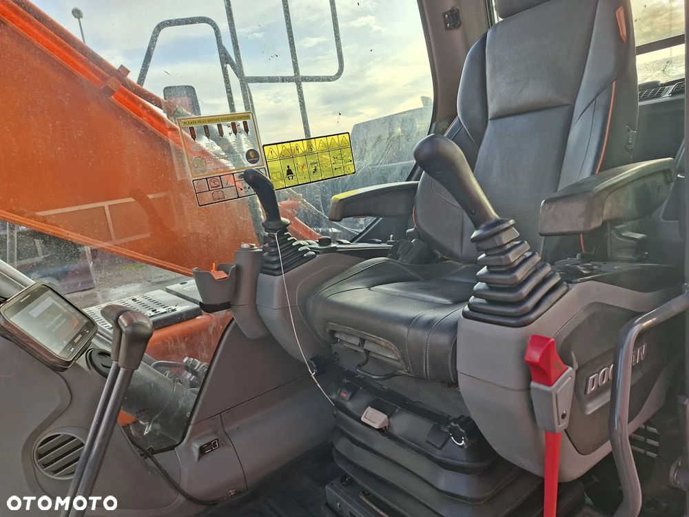 Doosan DX140LC-7 - 11