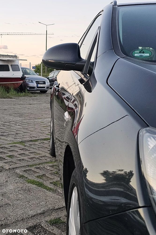Opel Astra 1.4 Turbo 150 Jahre - 9