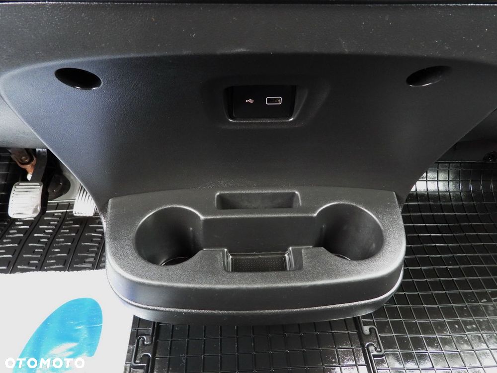 Peugeot BOXER CHŁODNIA KONTENER 0*C 8 PALET TEMPOMAT LEDY KLIMATYZACJA  150KM - 32