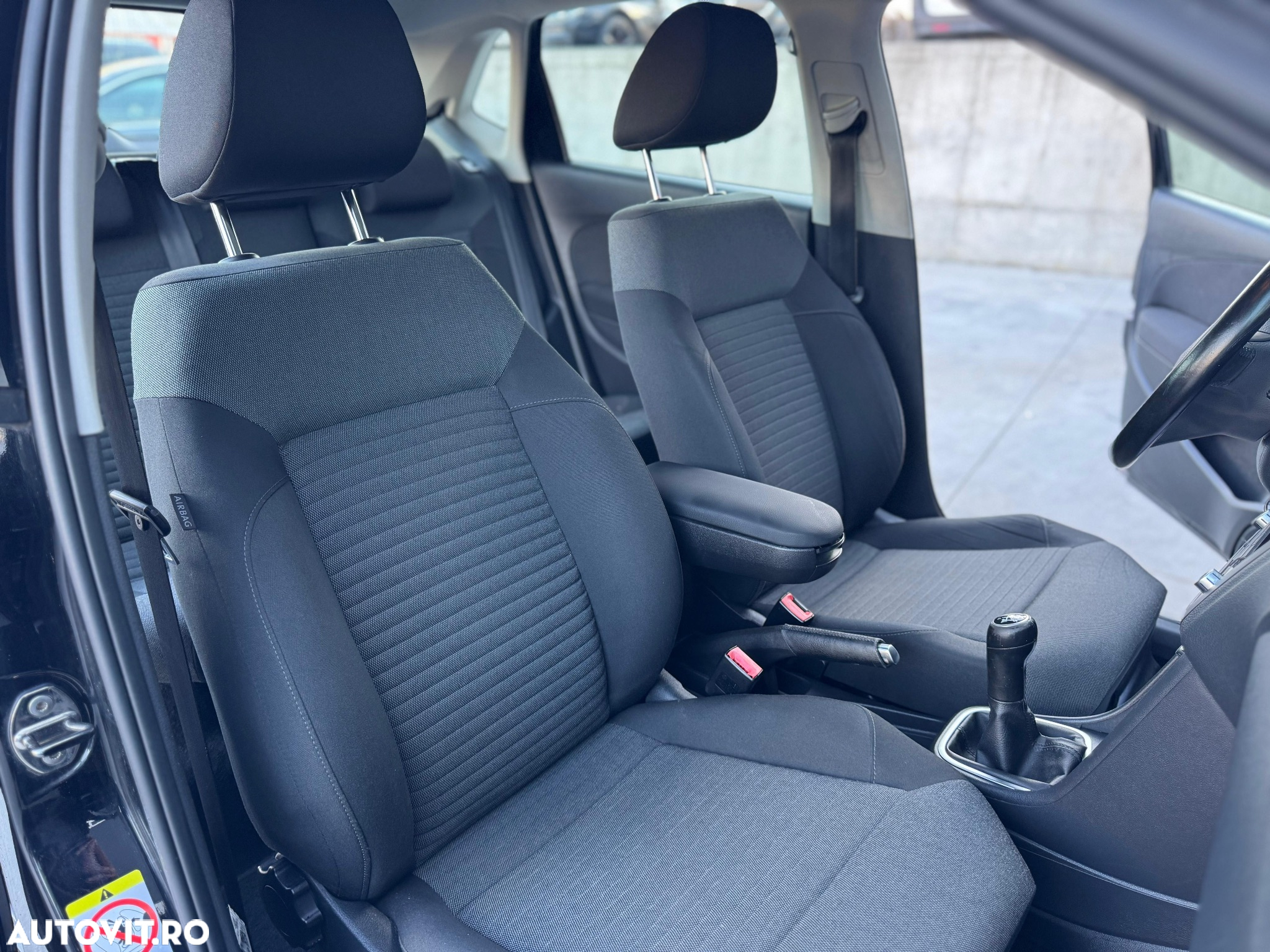Volkswagen Polo 1.6 TDI DPF Trendline BlueMotion Technology - 9
