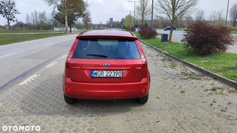 Ford Fiesta 1.6 TDCi Ghia - 5