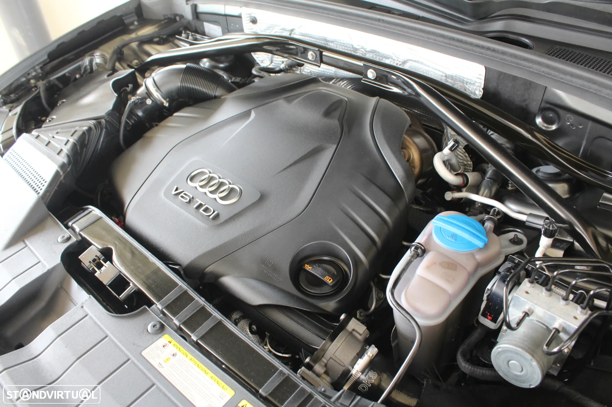 Audi Q5 3.0 TDi quattro S-line S-tronic - 58
