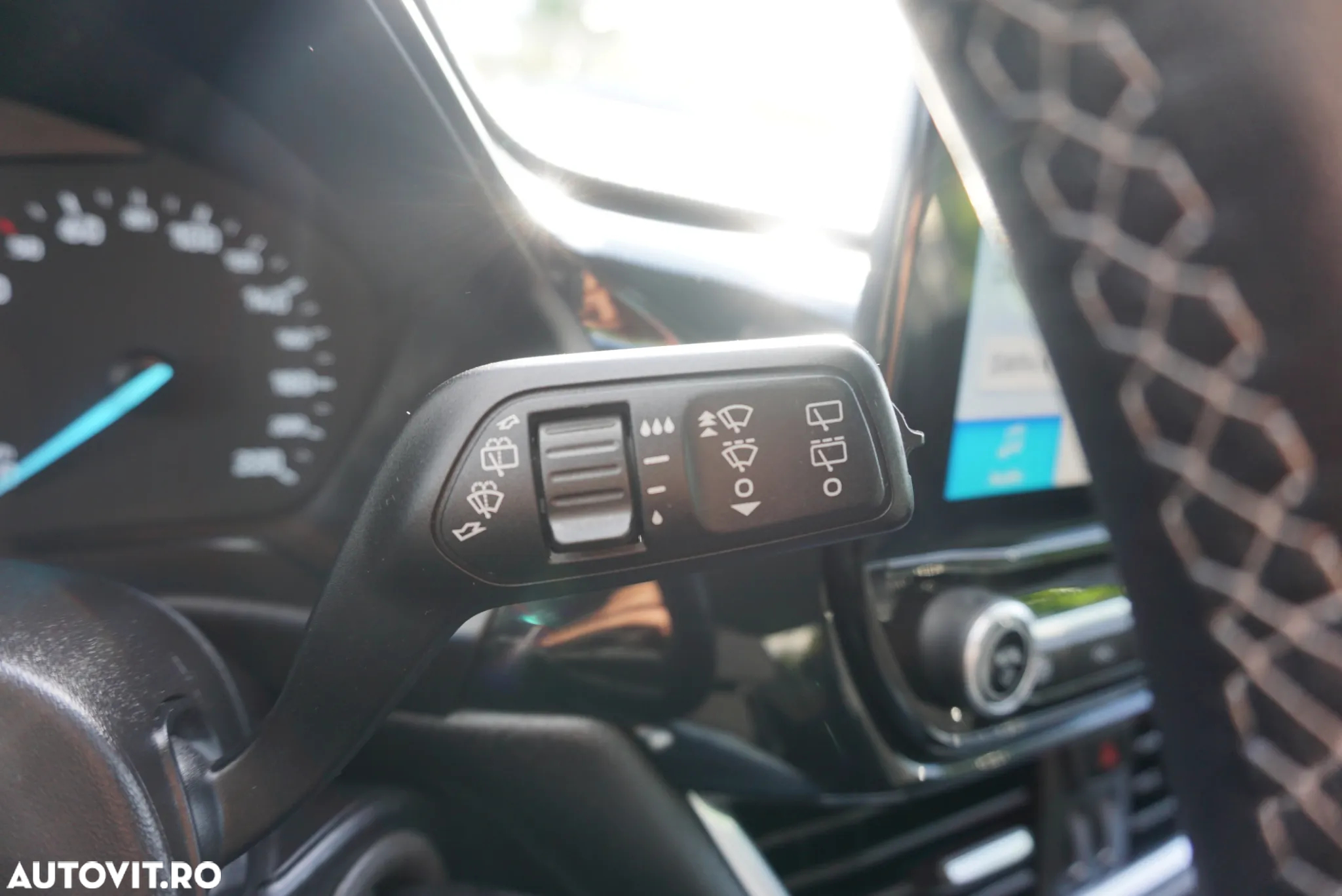 Ford Fiesta 1.0 EcoBoost Start-Stop ST-LINE - 20
