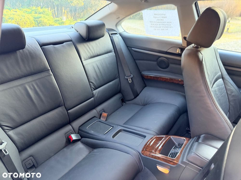 BMW Seria 3 320d - 22