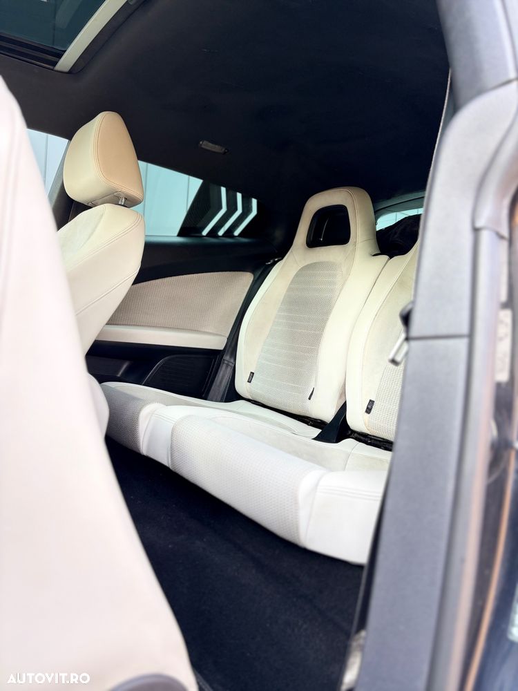 Volkswagen Scirocco 2.0 TDI (Blue Motion Technologie) - 7