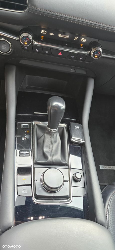 Mazda 3 2.0 mHEV Hikari - 21