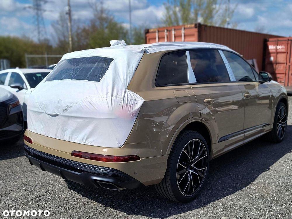 Audi Q7 - 4