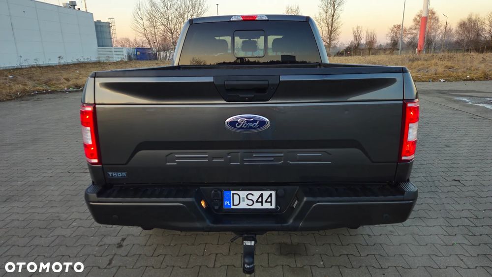 Ford F150 - 4