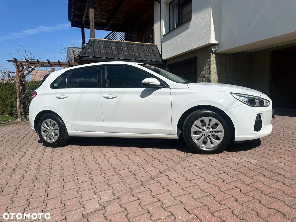 Hyundai i30 1.4 Classic + - 13