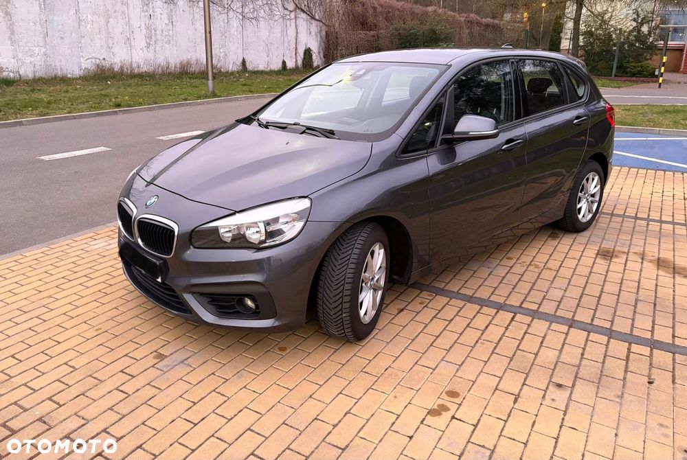 BMW Seria 2 216d - 12