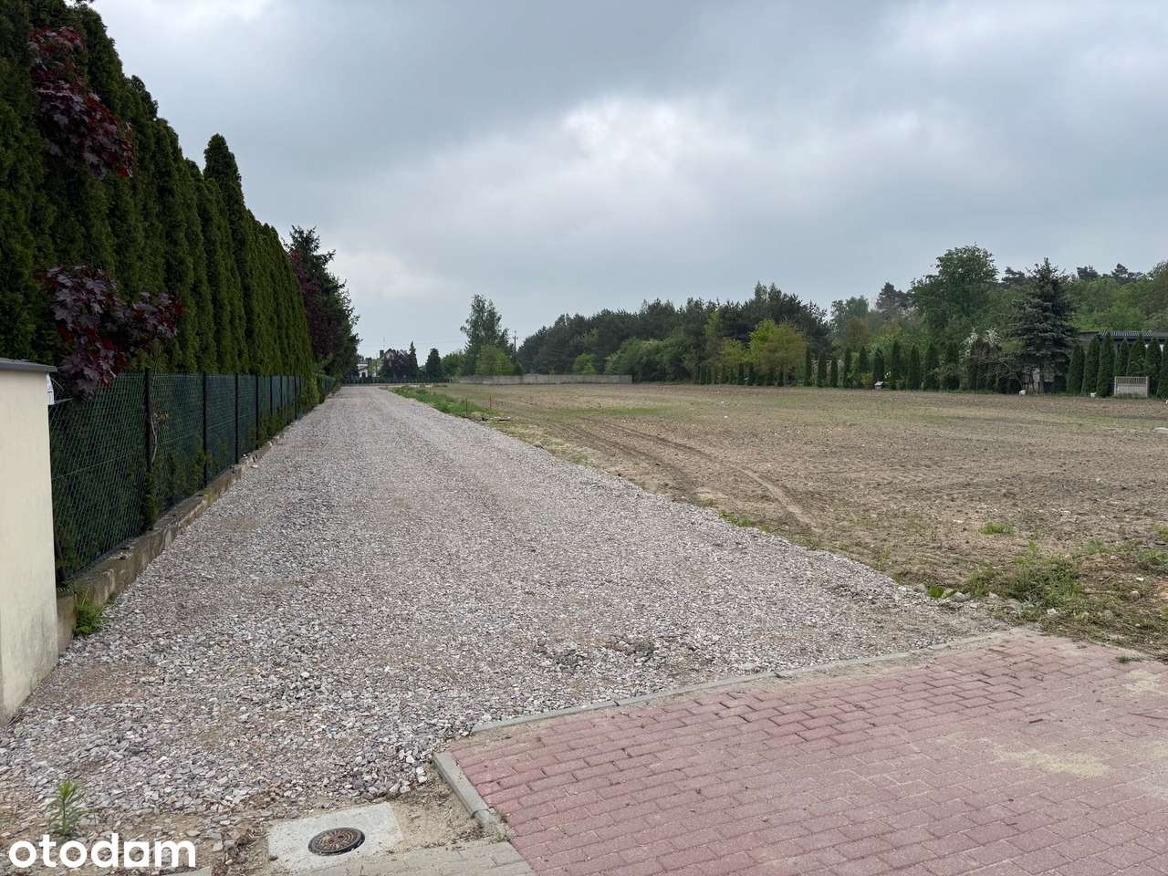 Działka budowlana 1185 m² z mediami na sprzedaż - Pełny obrazek: 2/6