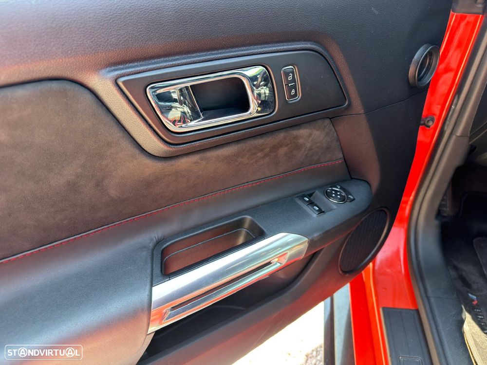 Ford Mustang 5.0 Ti-VCT GT Aut. - 22