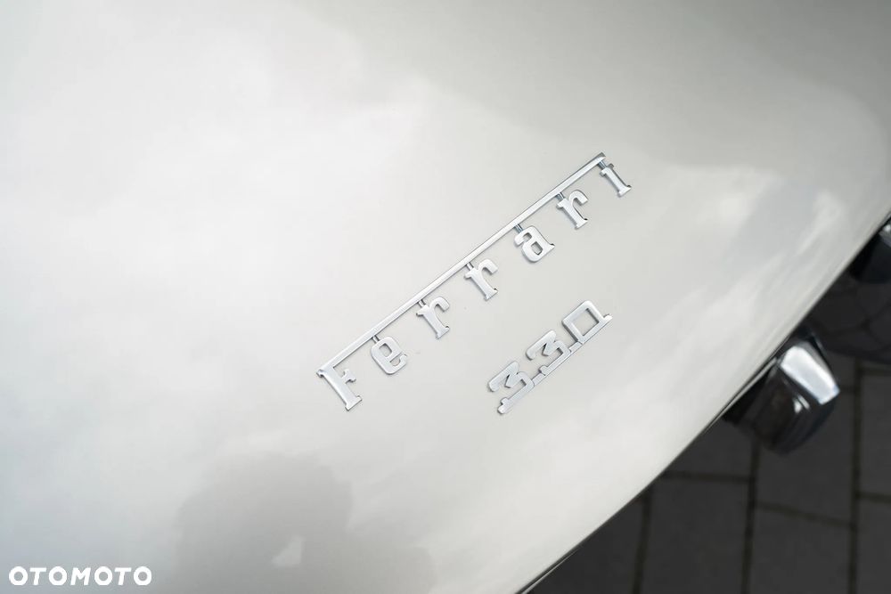 Ferrari 330 - 13
