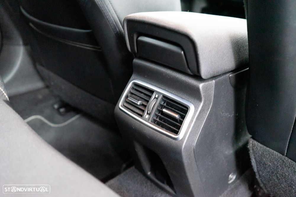 Renault Mégane 1.5 Blue dCi Intens - 51