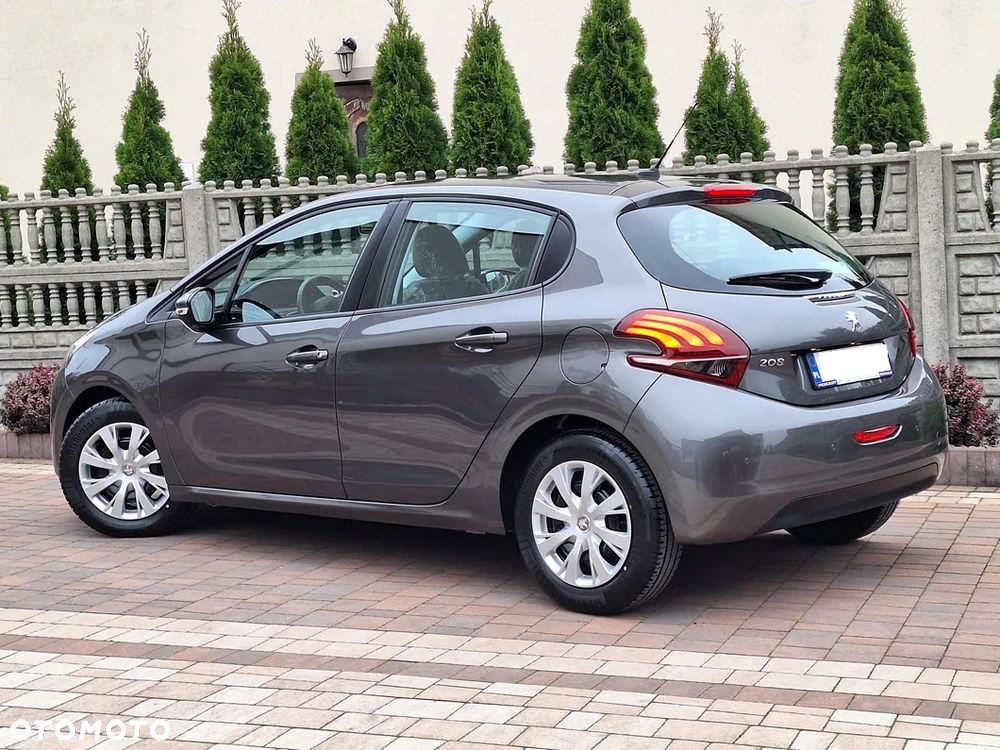 Peugeot 208 1.2 PureTech Allure - 6