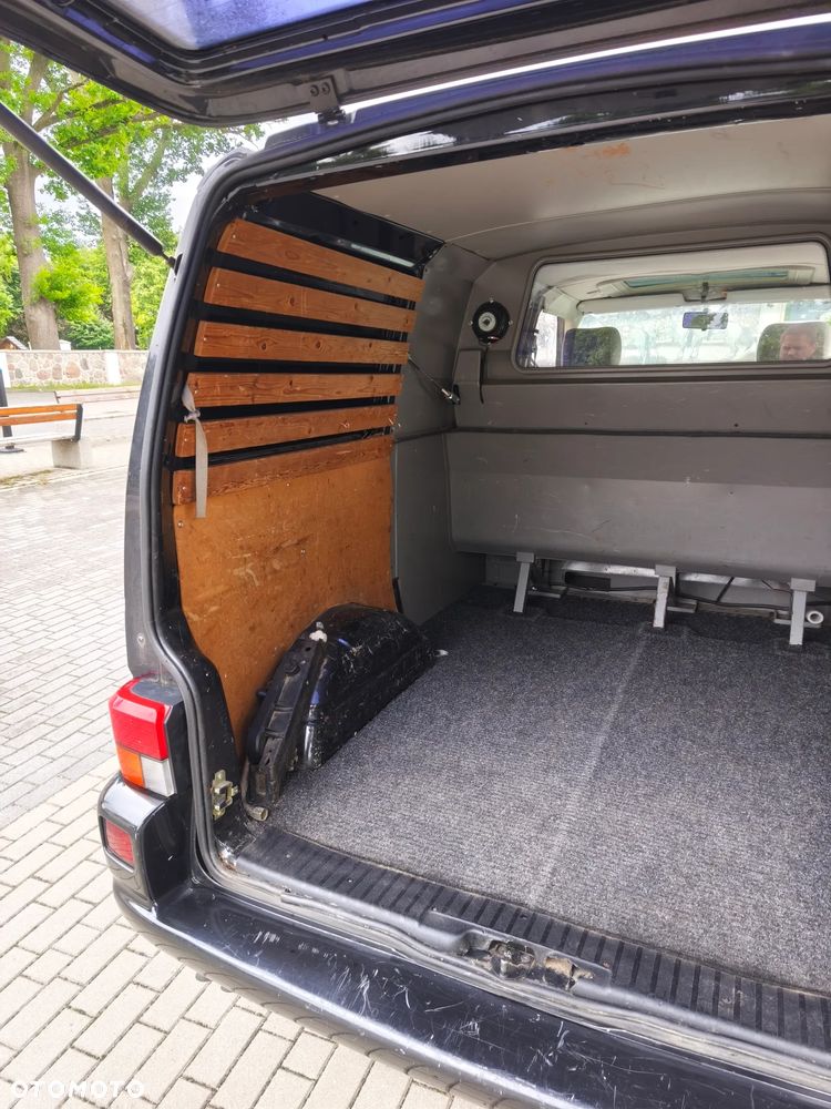 Volkswagen Transporter - 17